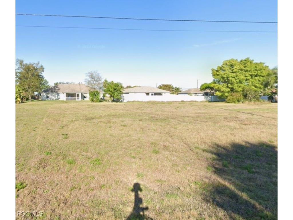 2424 NE 22nd Place Cape Coral FL 33909 2025019136 image1