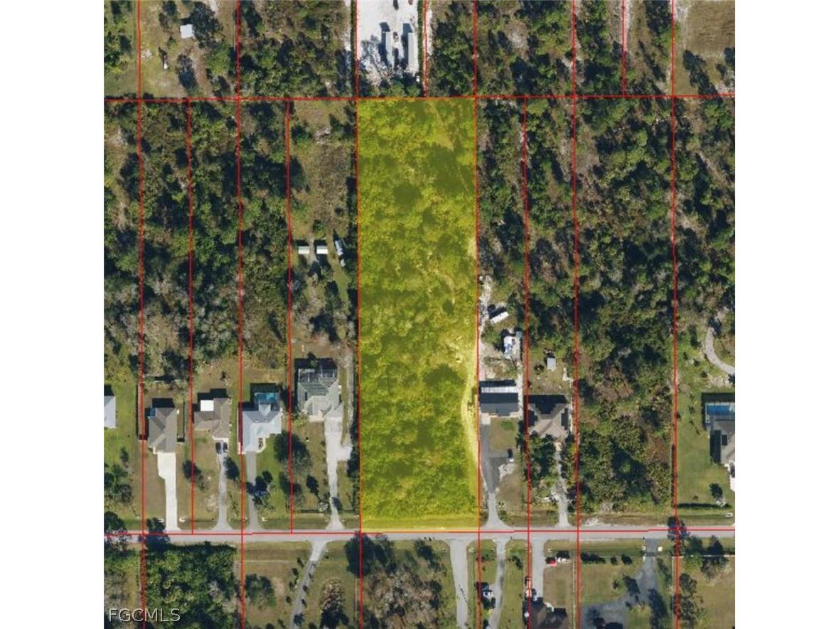 2425 35th Avenue NE Naples FL 34120 2026011470 image1