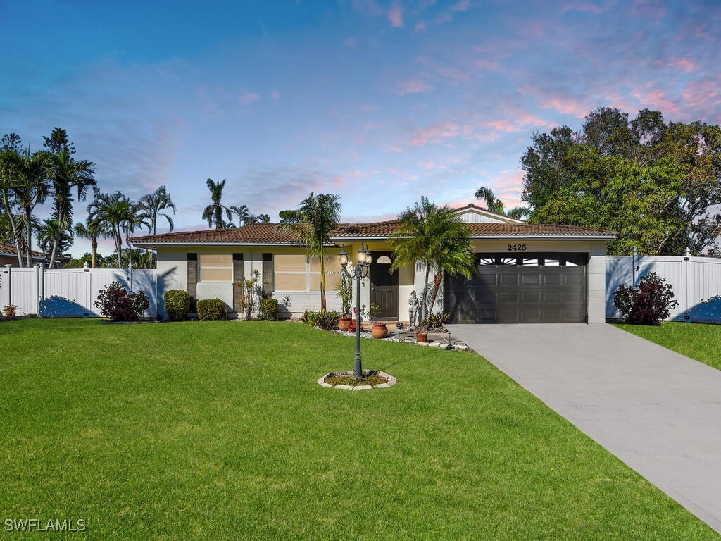 2425 Kent Avenue Fort Myers FL 33907 225001681 image1