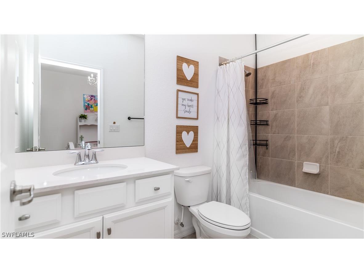 2425 Orchard Street Naples FL 34120 226008466 image18