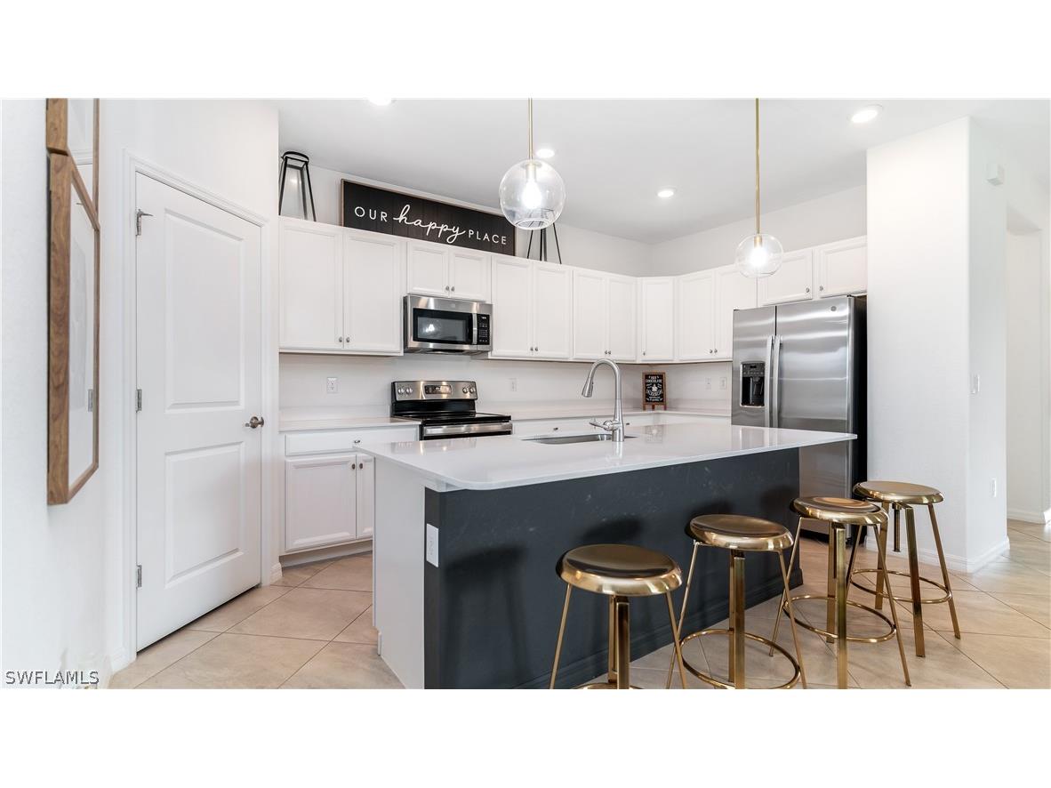 2425 Orchard Street Naples FL 34120 226008466 image2