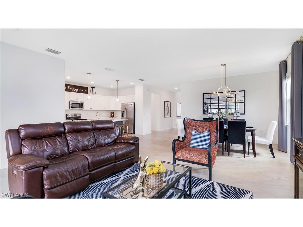2425 Orchard Street Naples FL 34120 226008466 image23