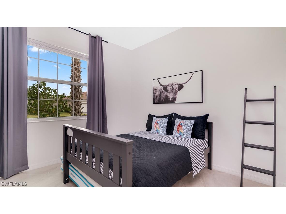 2425 Orchard Street Naples FL 34120 226008466 image29