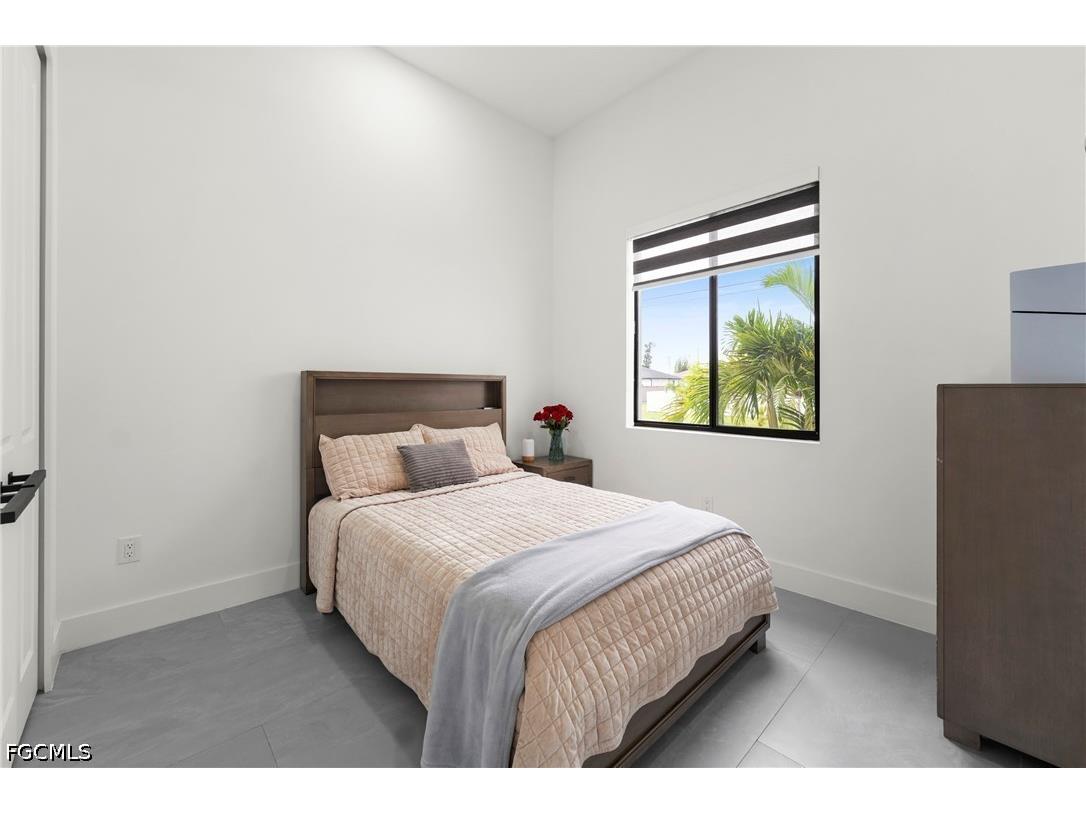 2425 SW 2nd Terrace Cape Coral FL 33991 2026025002 image23