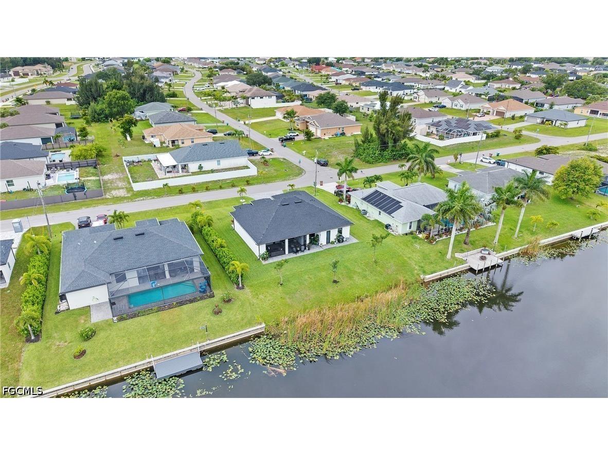 2425 SW 2nd Terrace Cape Coral FL 33991 2026025002 image38