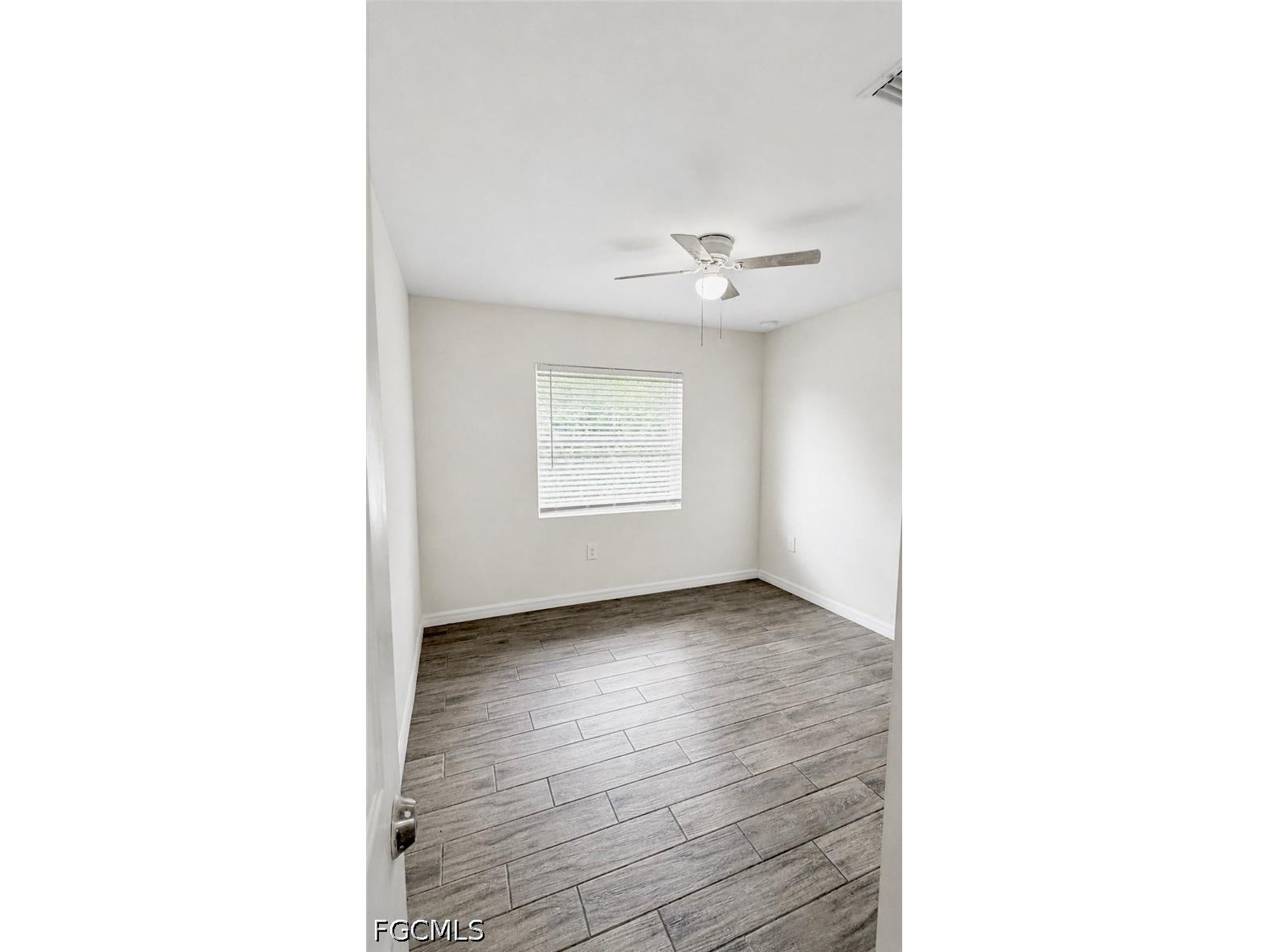 2426 Millie Avenue S Lehigh Acres FL 33973 2026027585 image9