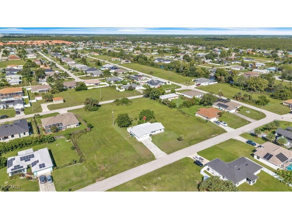 2426 NE 23rd Avenue Cape Coral FL 33909 2025012305 image10