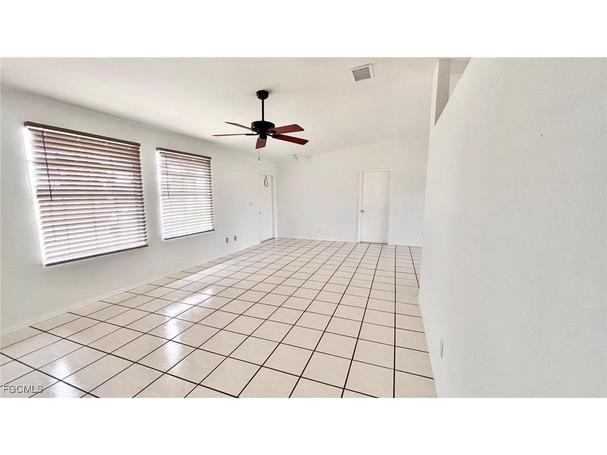 2426 NE 23rd Avenue Cape Coral FL 33909 2025012305 image14