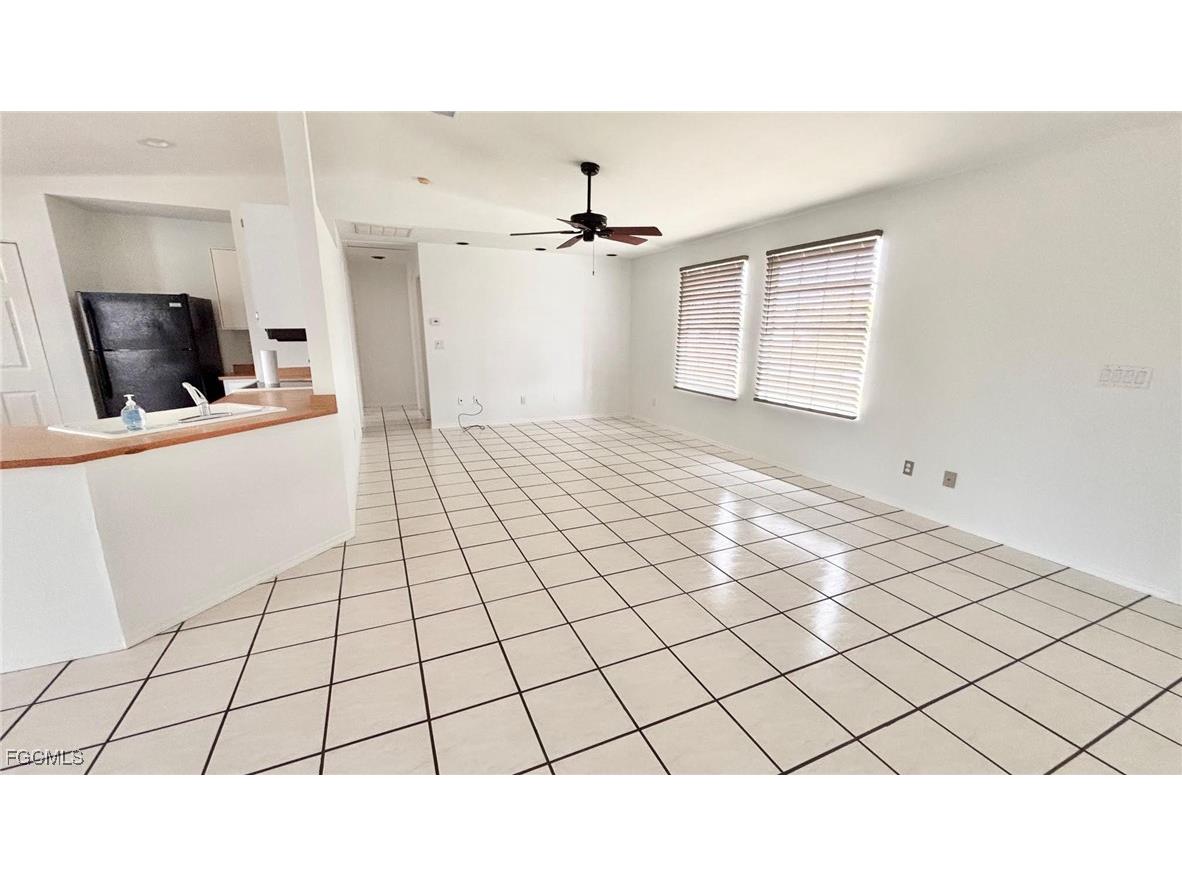 2426 NE 23rd Avenue Cape Coral FL 33909 2025012305 image16