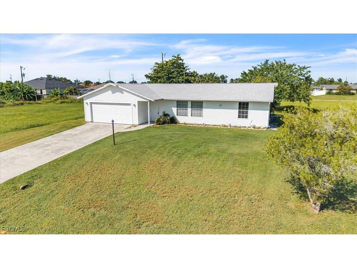 2426 NE 23rd Avenue Cape Coral FL 33909 2025012305 image8