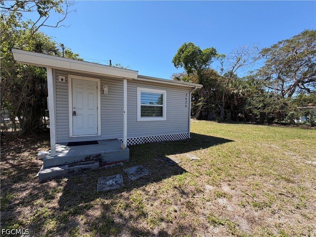 2426 Stella Street Fort Myers FL 33901 2026013993 image2
