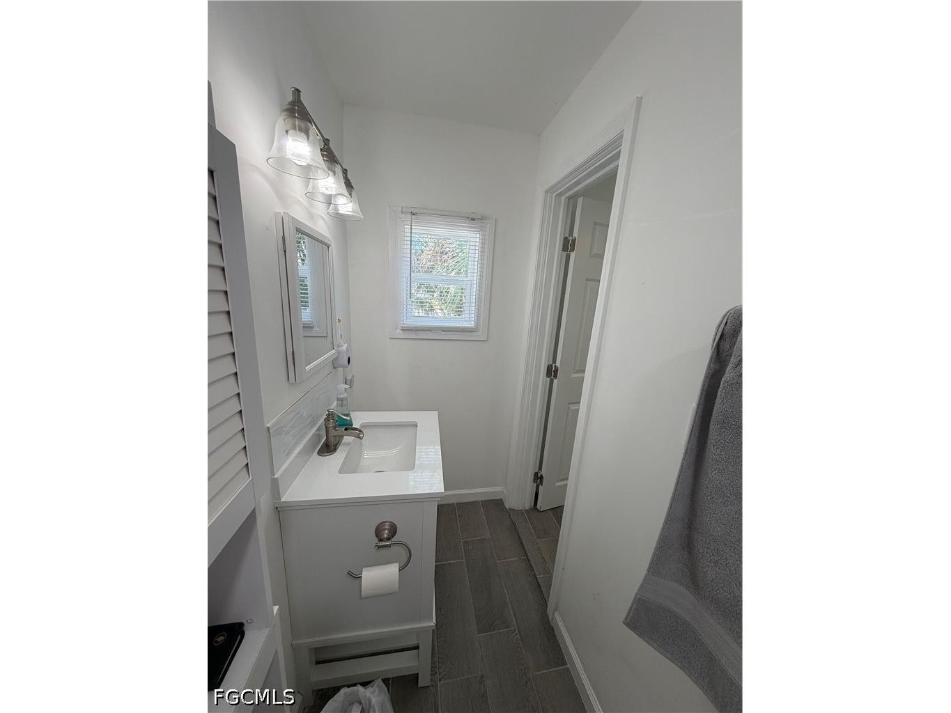 2426 Stella Street Fort Myers FL 33901 2026013993 image4
