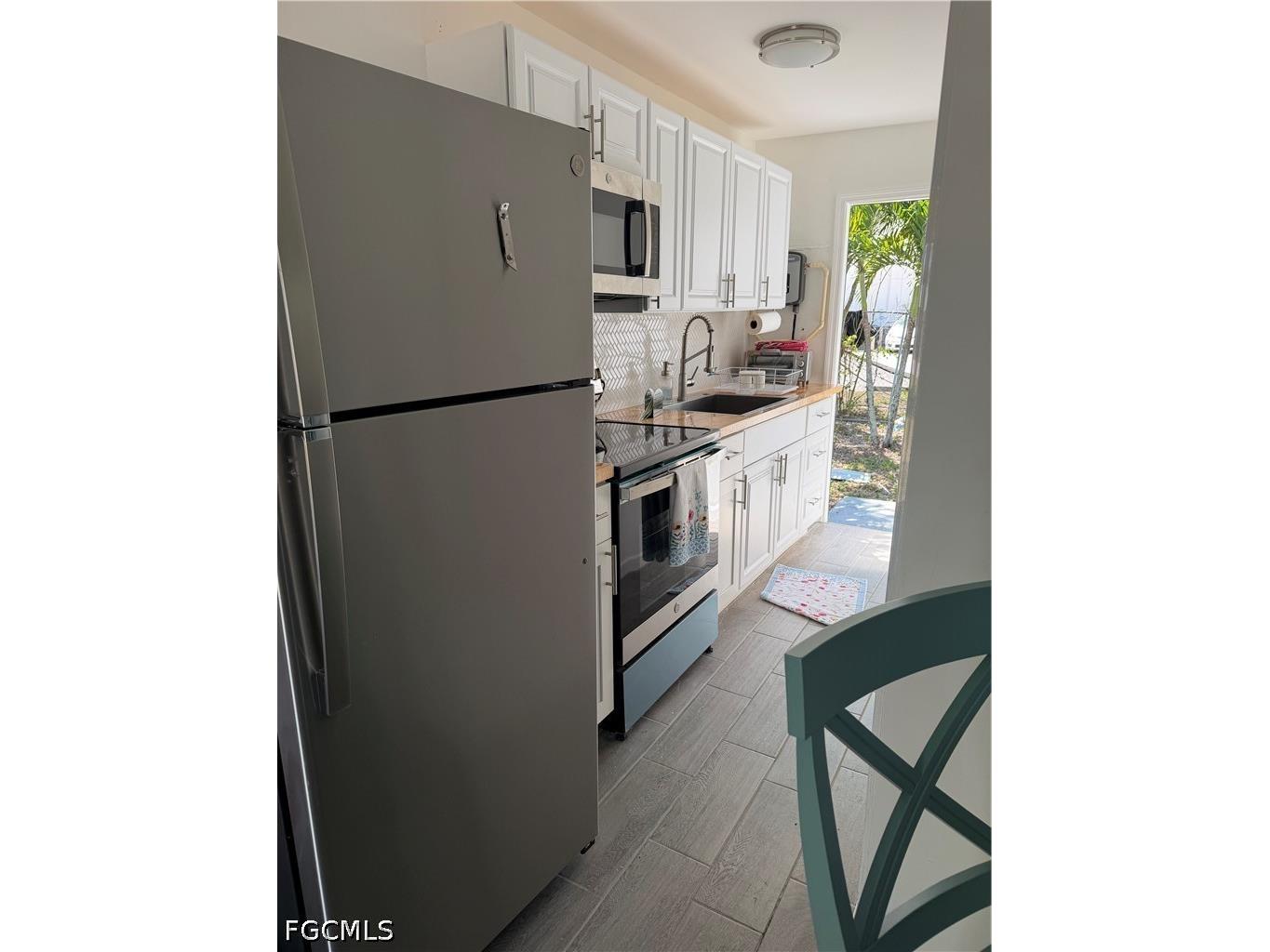 2426 Stella Street Fort Myers FL 33901 2026013993 image6