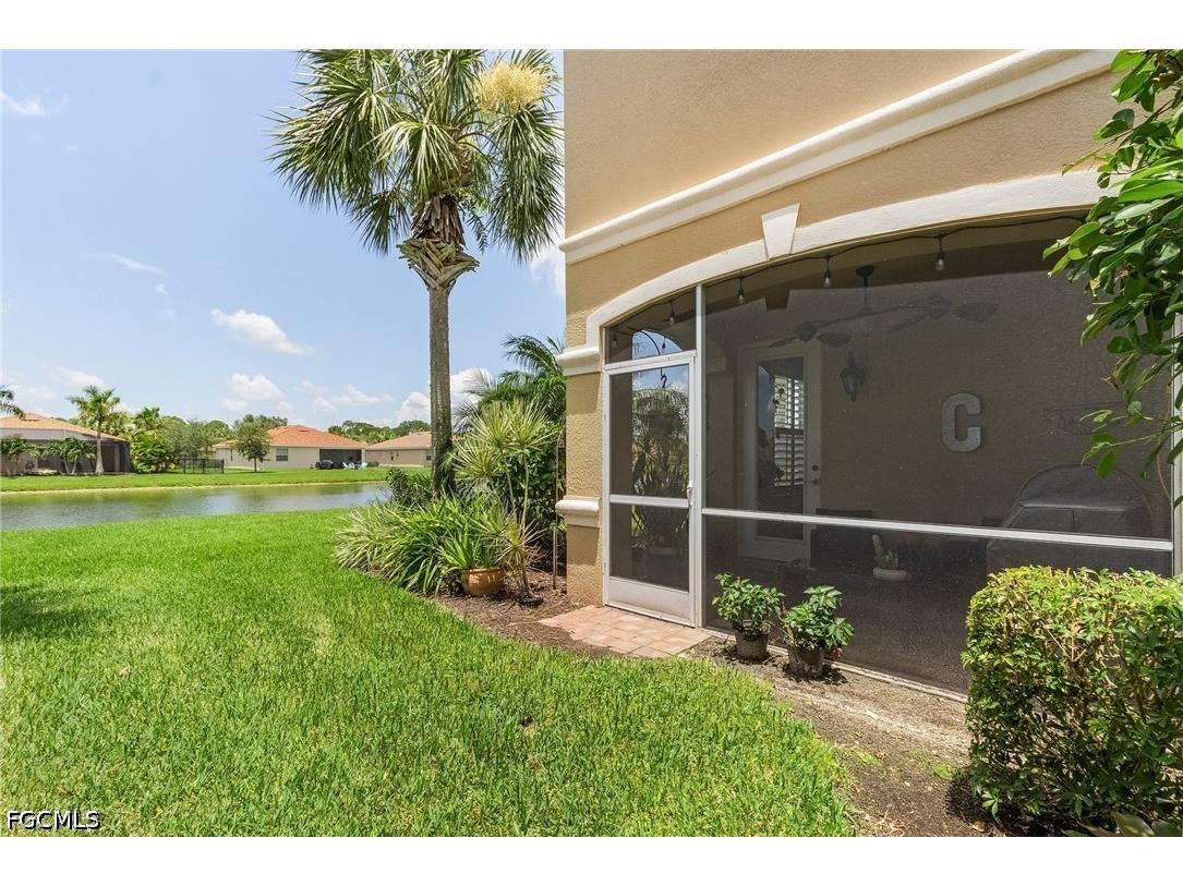 2427 Laurentina Lane Cape Coral FL 33909 2026018866 image20