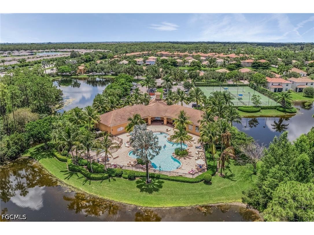 2427 Laurentina Lane Cape Coral FL 33909 2026018866 image25