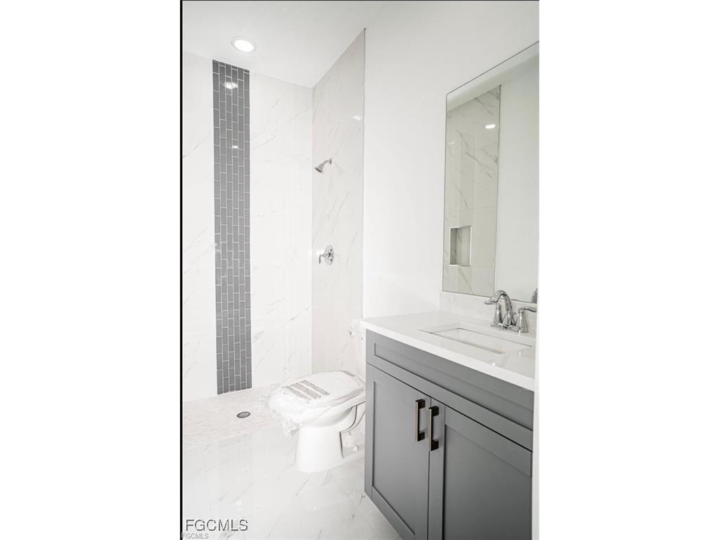 2427 Mansfield Avenue S Lehigh Acres FL 33973 2025022420 image7