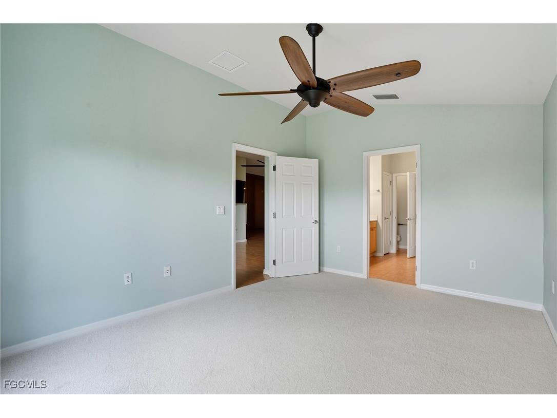 2427 Woodbourne Place Cape Coral FL 33991 2025012674 image17