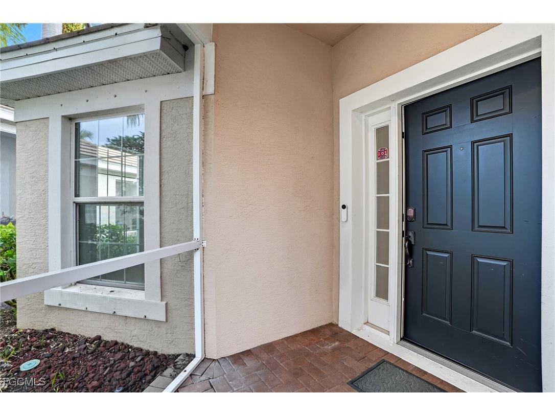 2427 Woodbourne Place Cape Coral FL 33991 2025012674 image3