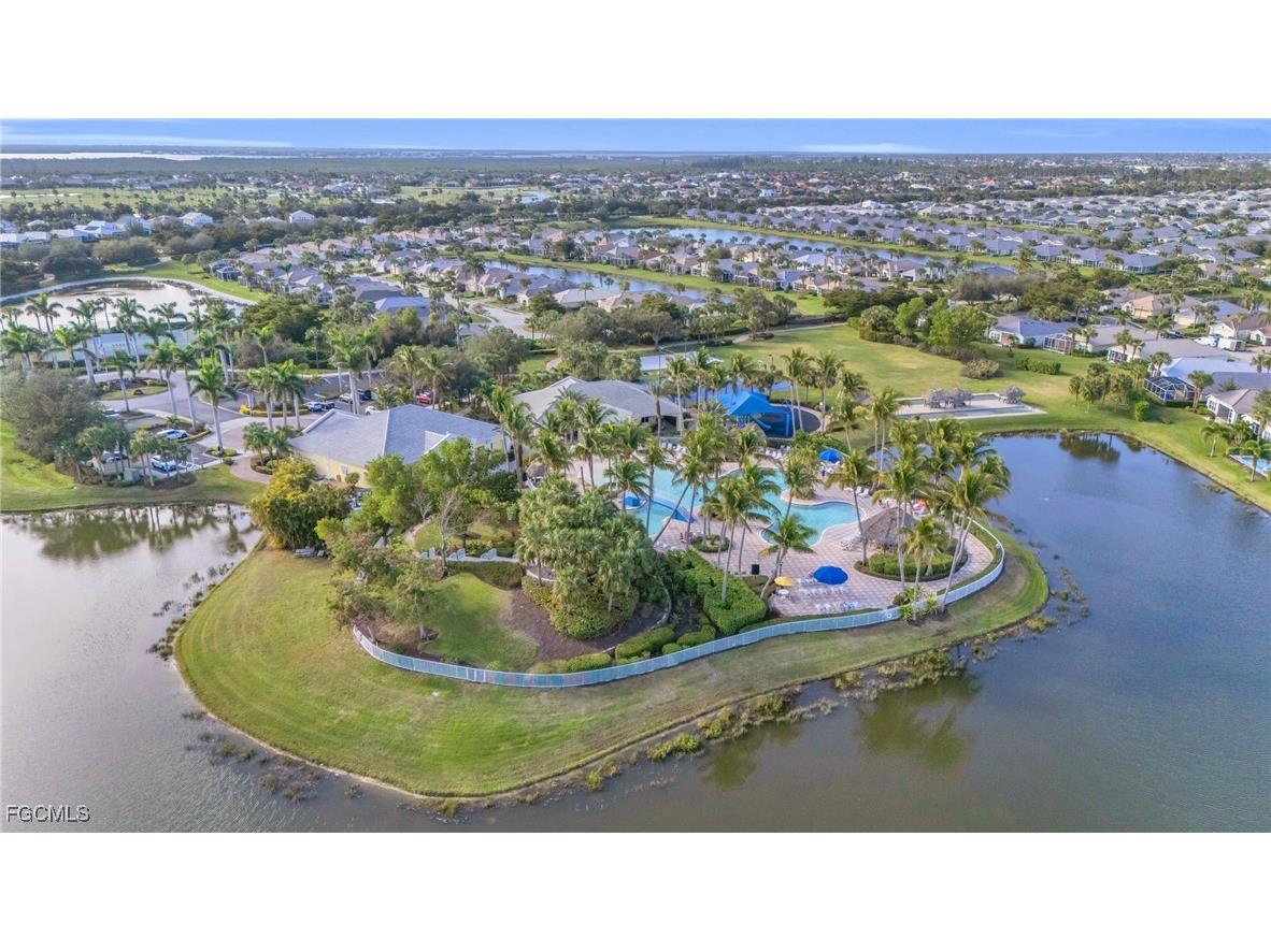 2427 Woodbourne Place Cape Coral FL 33991 2025012674 image35