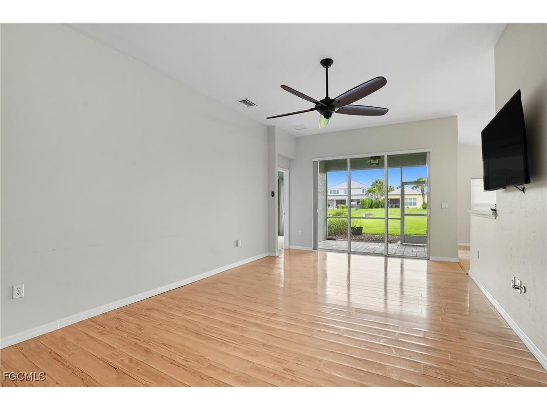 2427 Woodbourne Place Cape Coral FL 33991 2025012674 image7