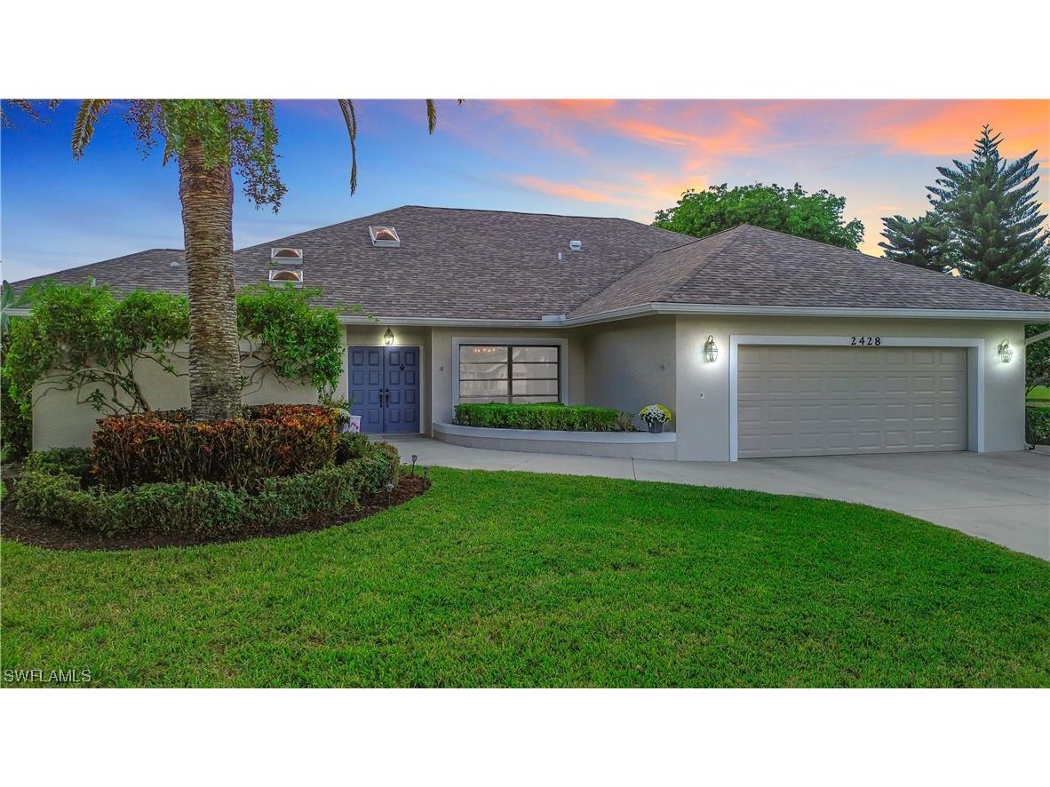 2428 Camden Court #7 Naples FL 34105 223084944 image1