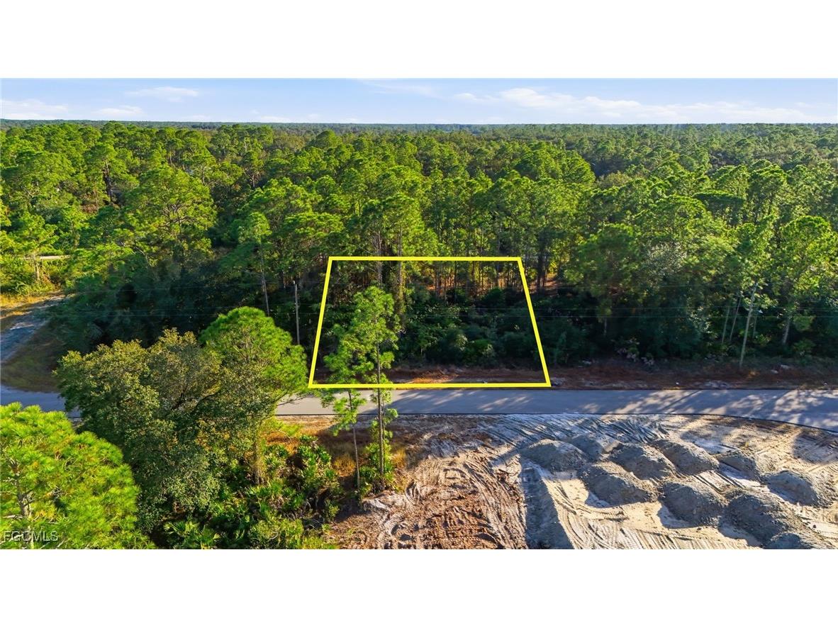 2428 Mabry Street Alva FL 33920 2025024117 image1