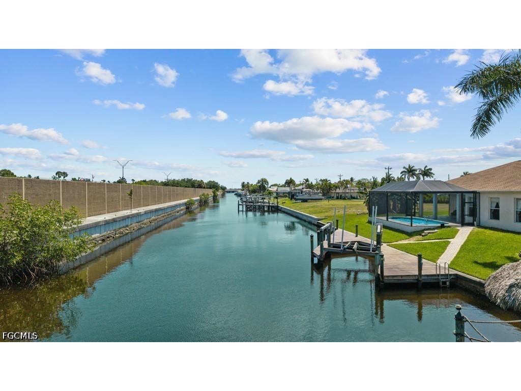2429 Everest Parkway Cape Coral FL 33904 2026019312 image26