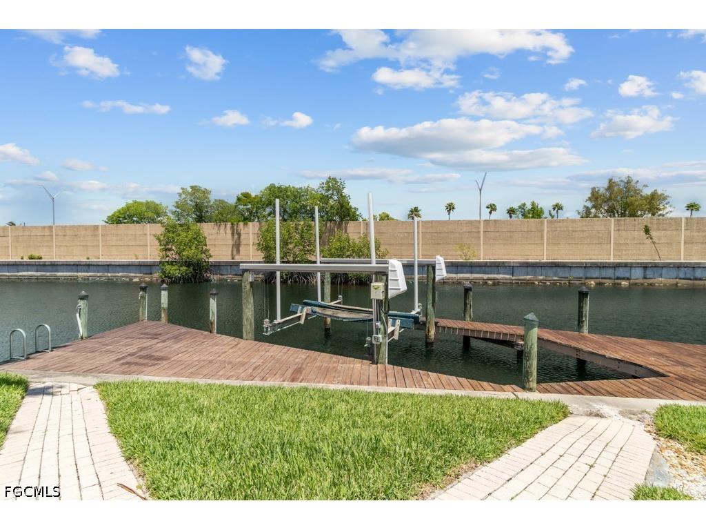 2429 Everest Parkway Cape Coral FL 33904 2026019312 image27