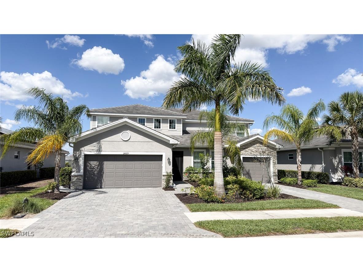 2429 Fallglo Street Naples FL 34120 226009681 image1