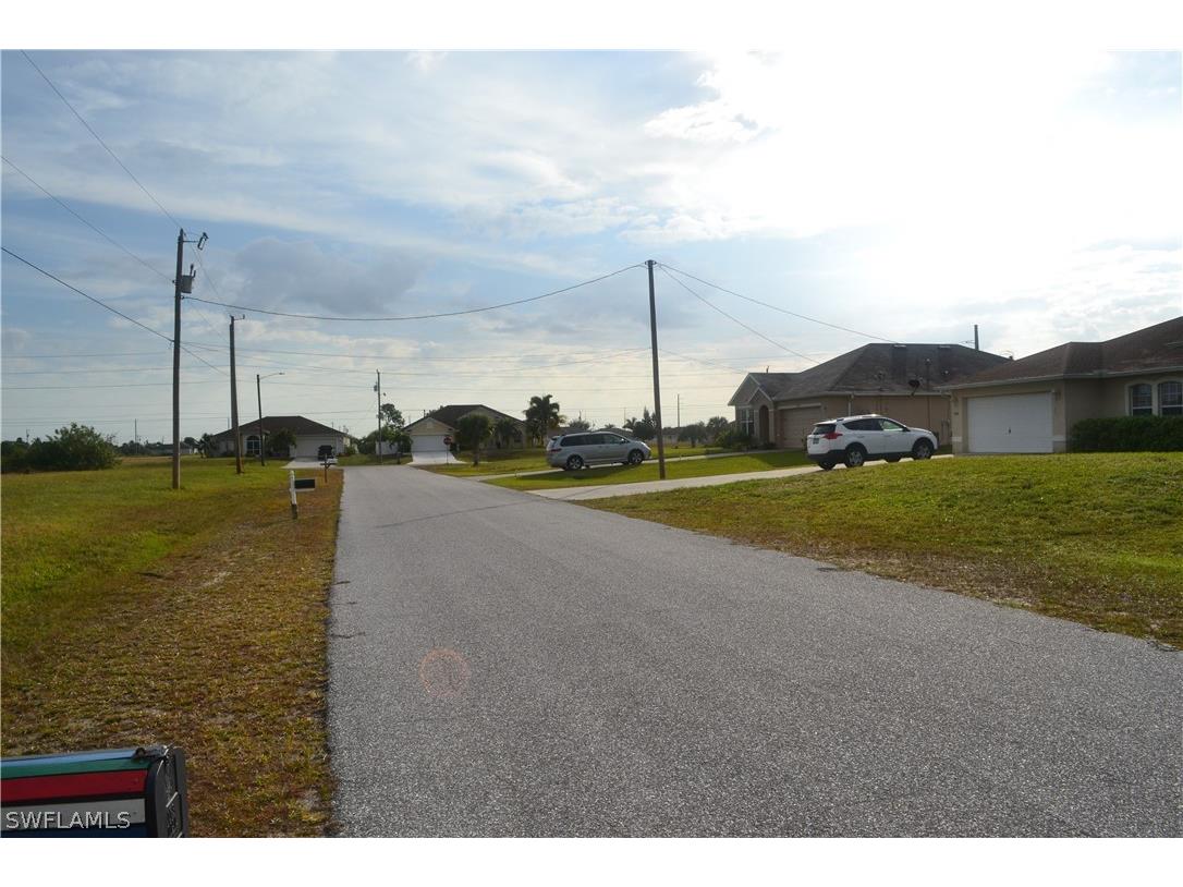 2429 NW 9th Street Cape Coral FL 33993 219078312 image1