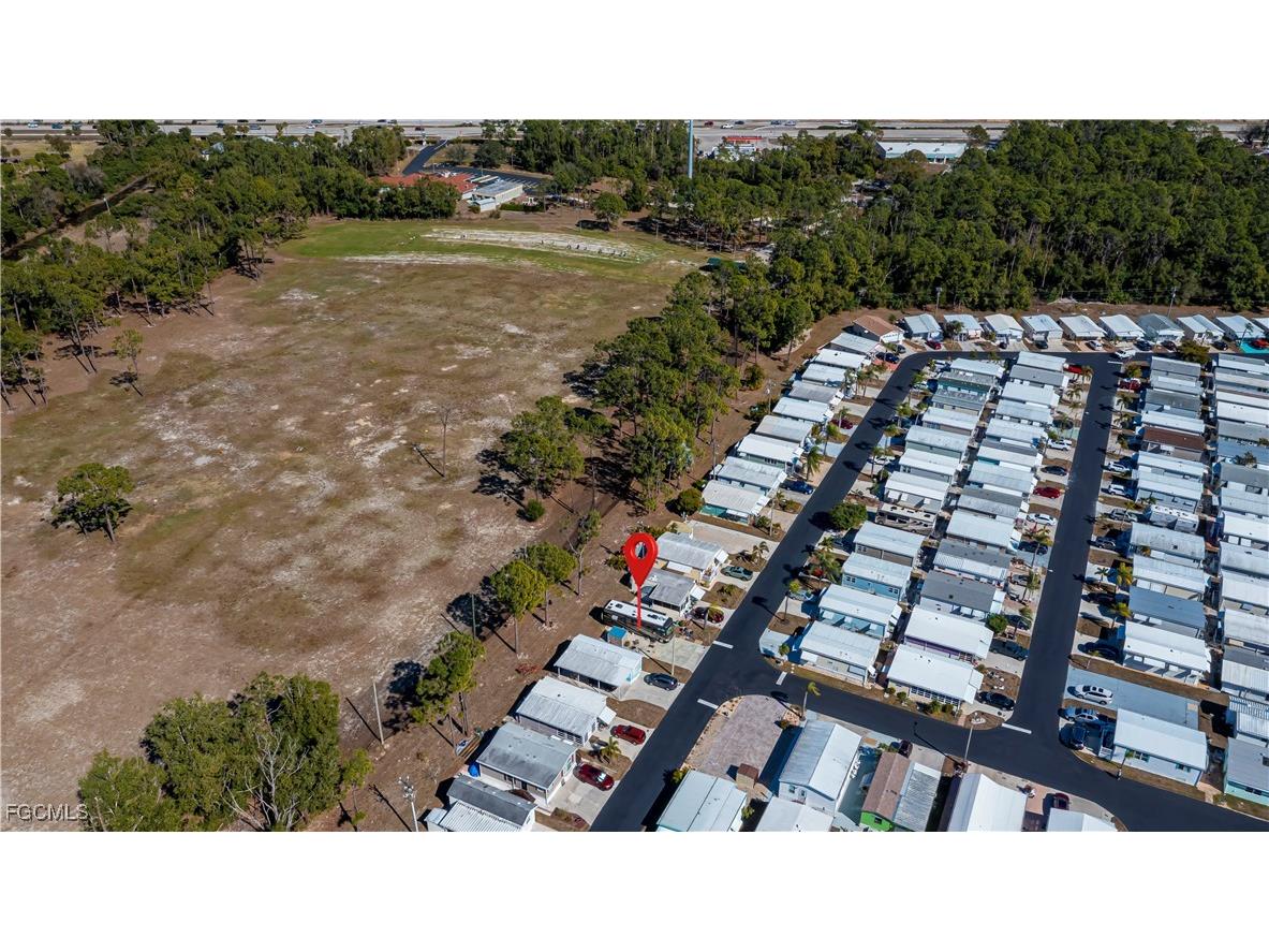 243 Caravan Circle North Fort Myers FL 33903 2026005368 image3