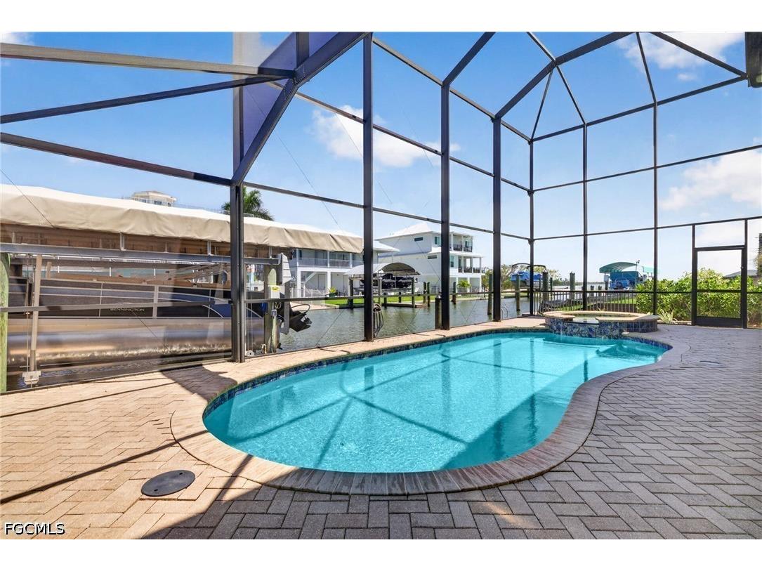243 Driftwood Lane Fort Myers Beach FL 33931 2026022322 image30