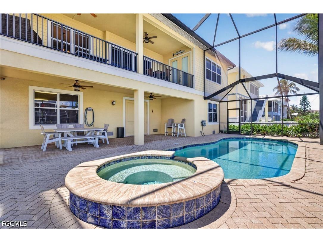 243 Driftwood Lane Fort Myers Beach FL 33931 2026022322 image32