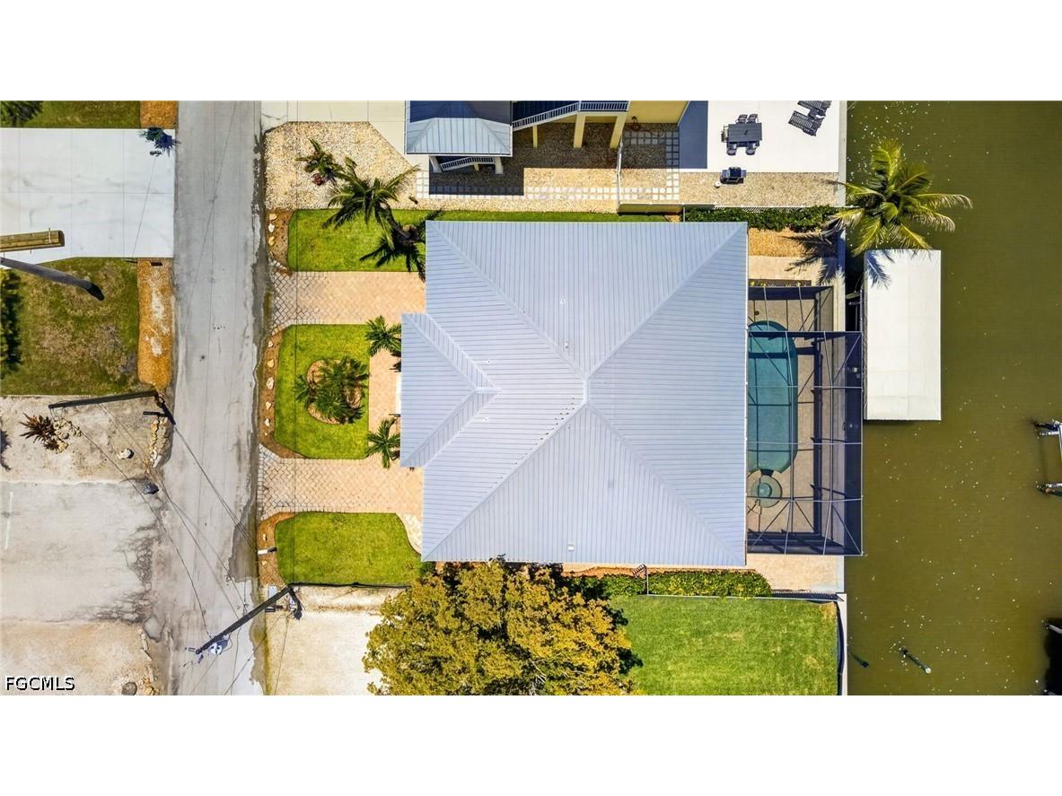 243 Driftwood Lane Fort Myers Beach FL 33931 2026022322 image38
