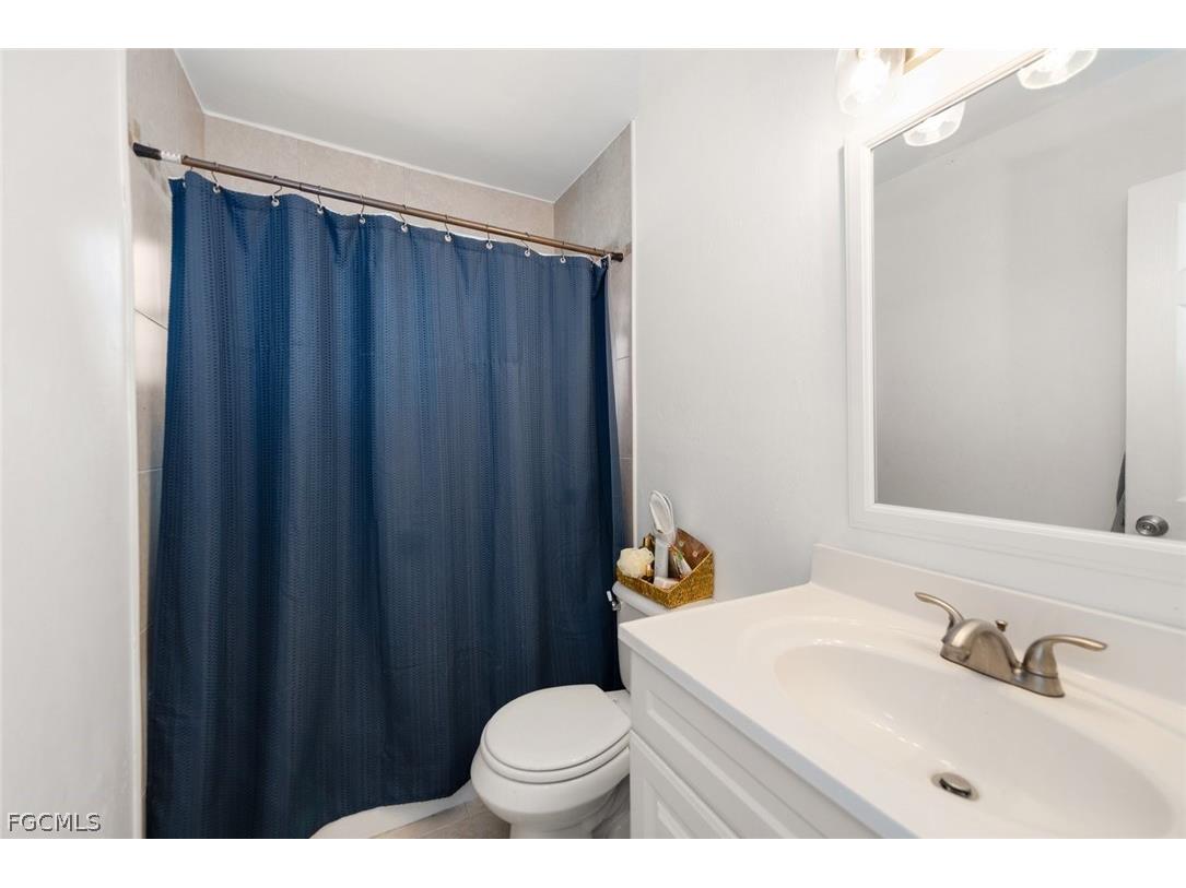 243 Lakeview Drive North Fort Myers FL 33917 2026009353 image19