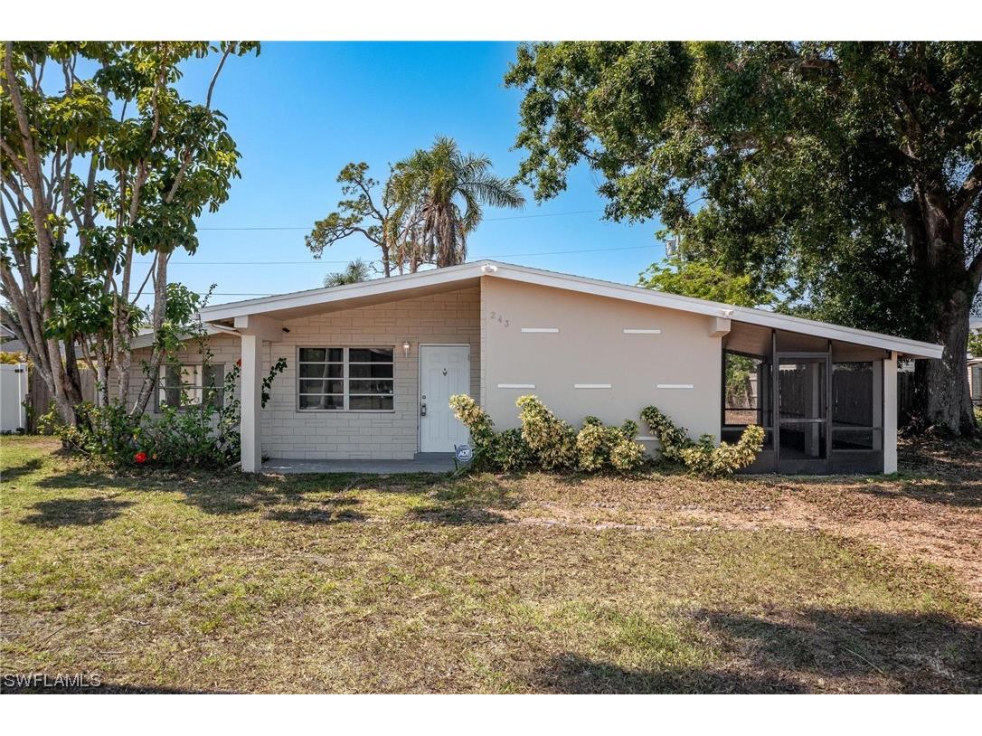 243 Lakeview Drive North Fort Myers FL 33917 223037110 image1
