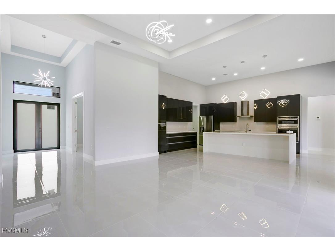 243 SW 24th Place Cape Coral FL 33991 2026005070 image4