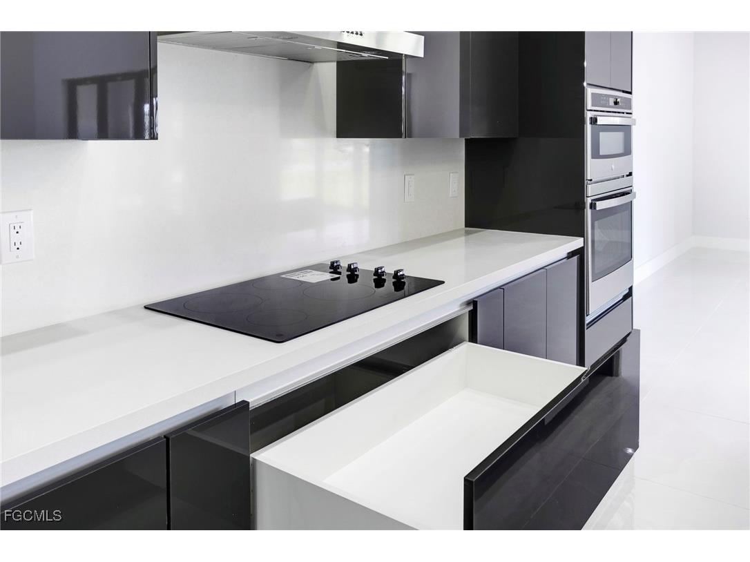 243 SW 24th Place Cape Coral FL 33991 2026005070 image7