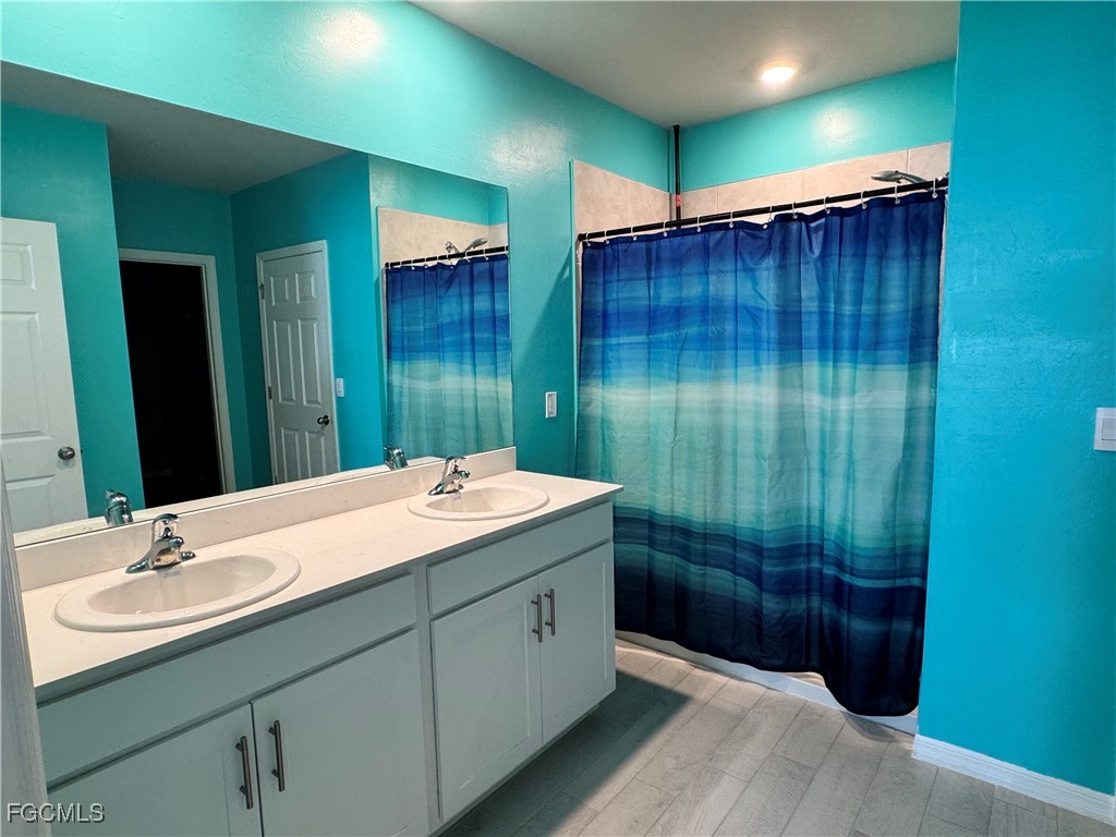 2430 NW 9th Terrace Cape Coral FL 33993 2025016125 image23