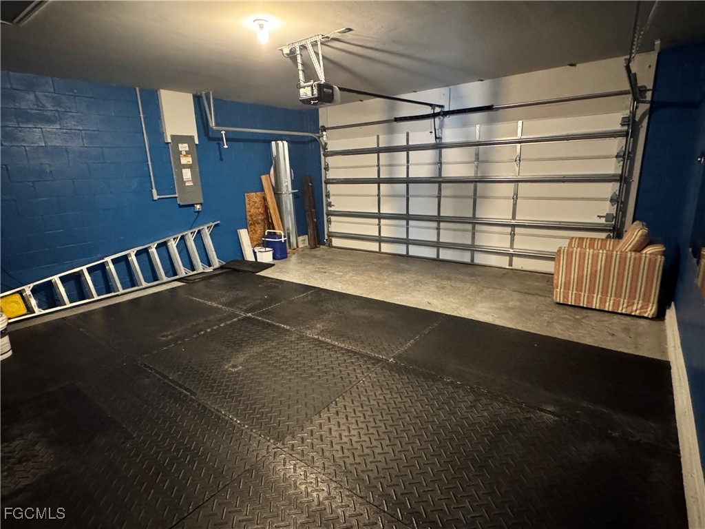 2430 NW 9th Terrace Cape Coral FL 33993 2025016125 image37