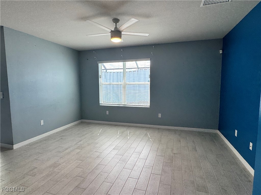 2430 NW 9th Terrace Cape Coral FL 33993 2025016125 image6