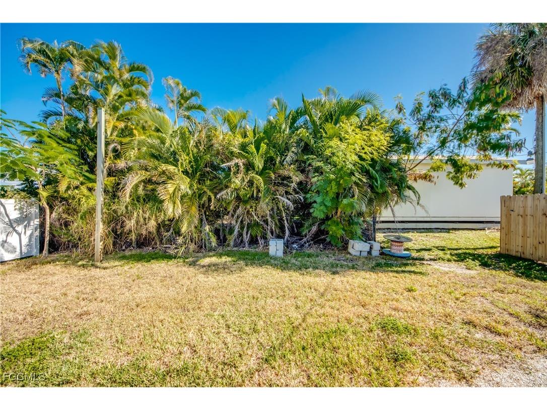 2430 Orange Street Saint James City FL 33956 2025021754 image34