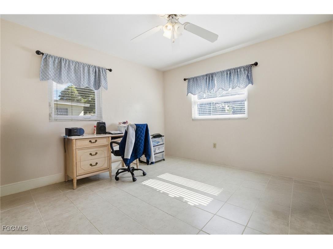 2431 Hunter Terrace Fort Myers FL 33901 2026002106 image5