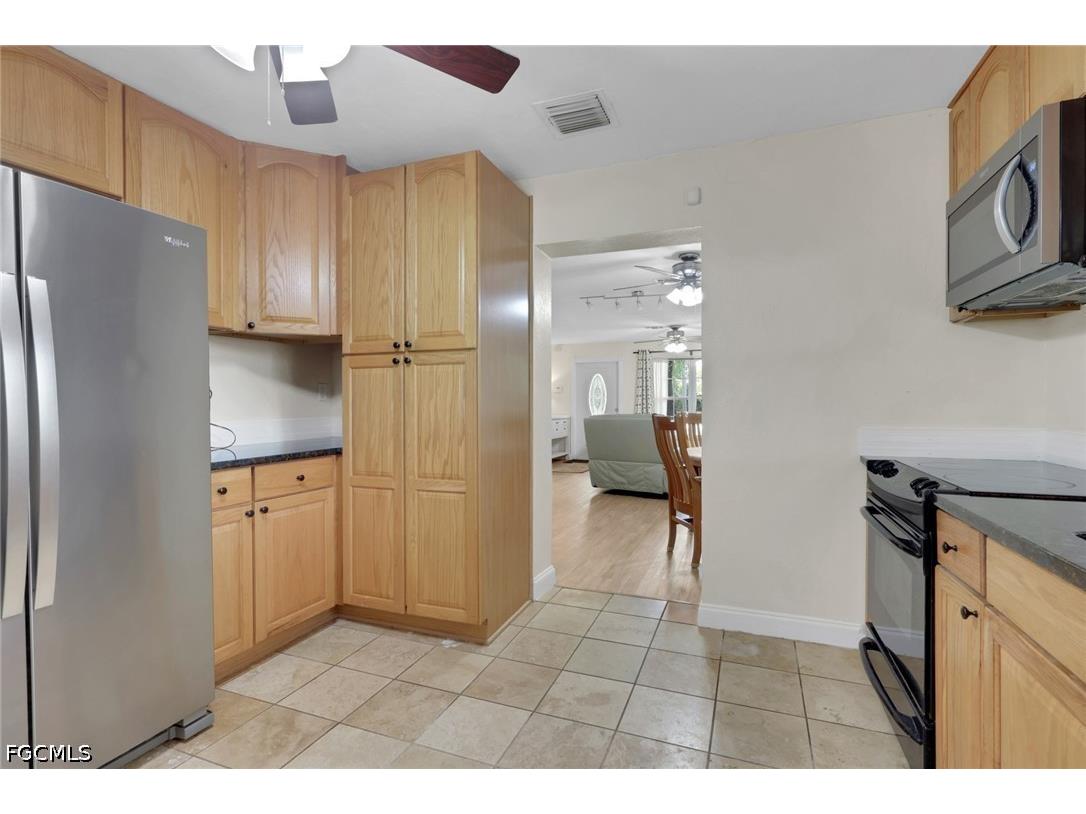 2431 Lippincott Road Alva FL 33920 2026018464 image15