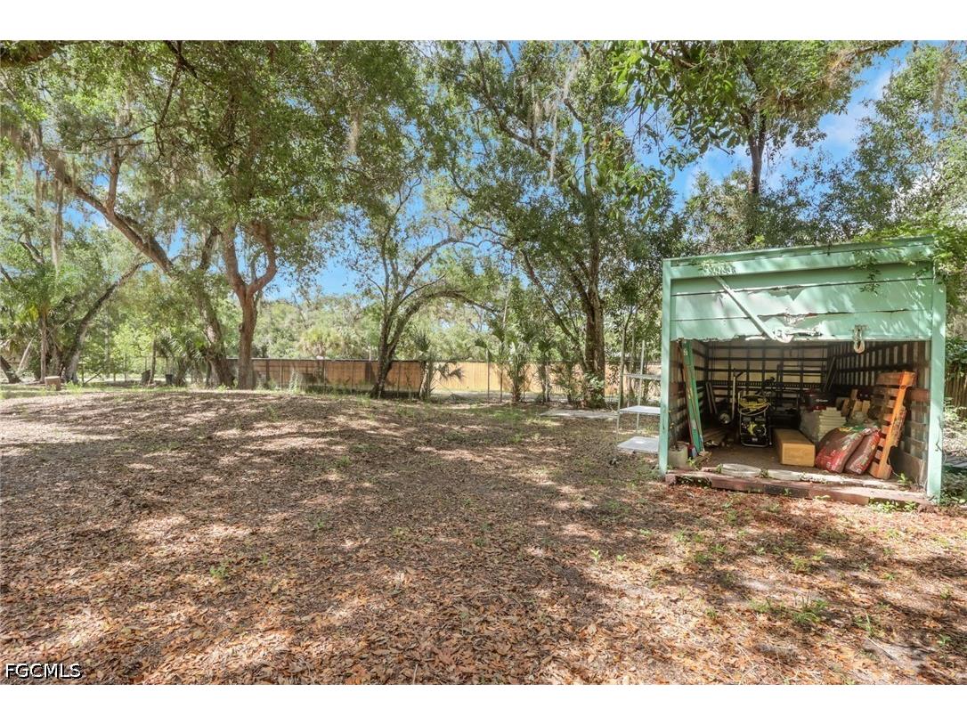 2431 Lippincott Road Alva FL 33920 2026018464 image33