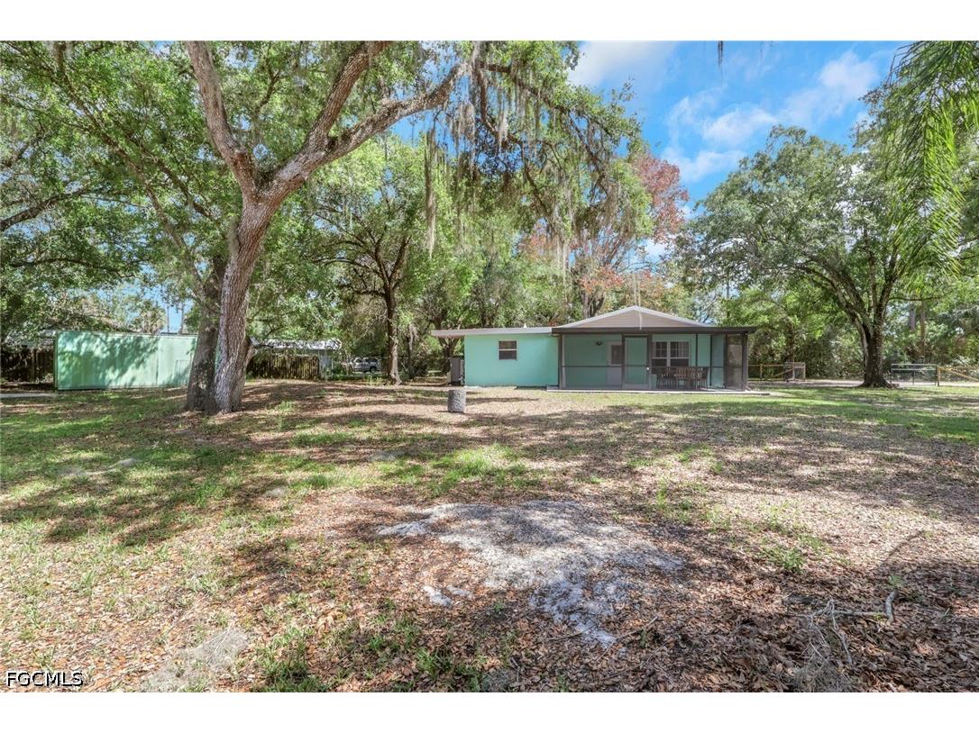 2431 Lippincott Road Alva FL 33920 2026018464 image36