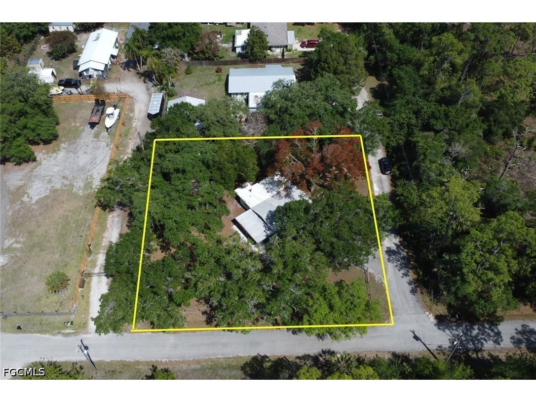 2431 Lippincott Road Alva FL 33920 2026018464 image38