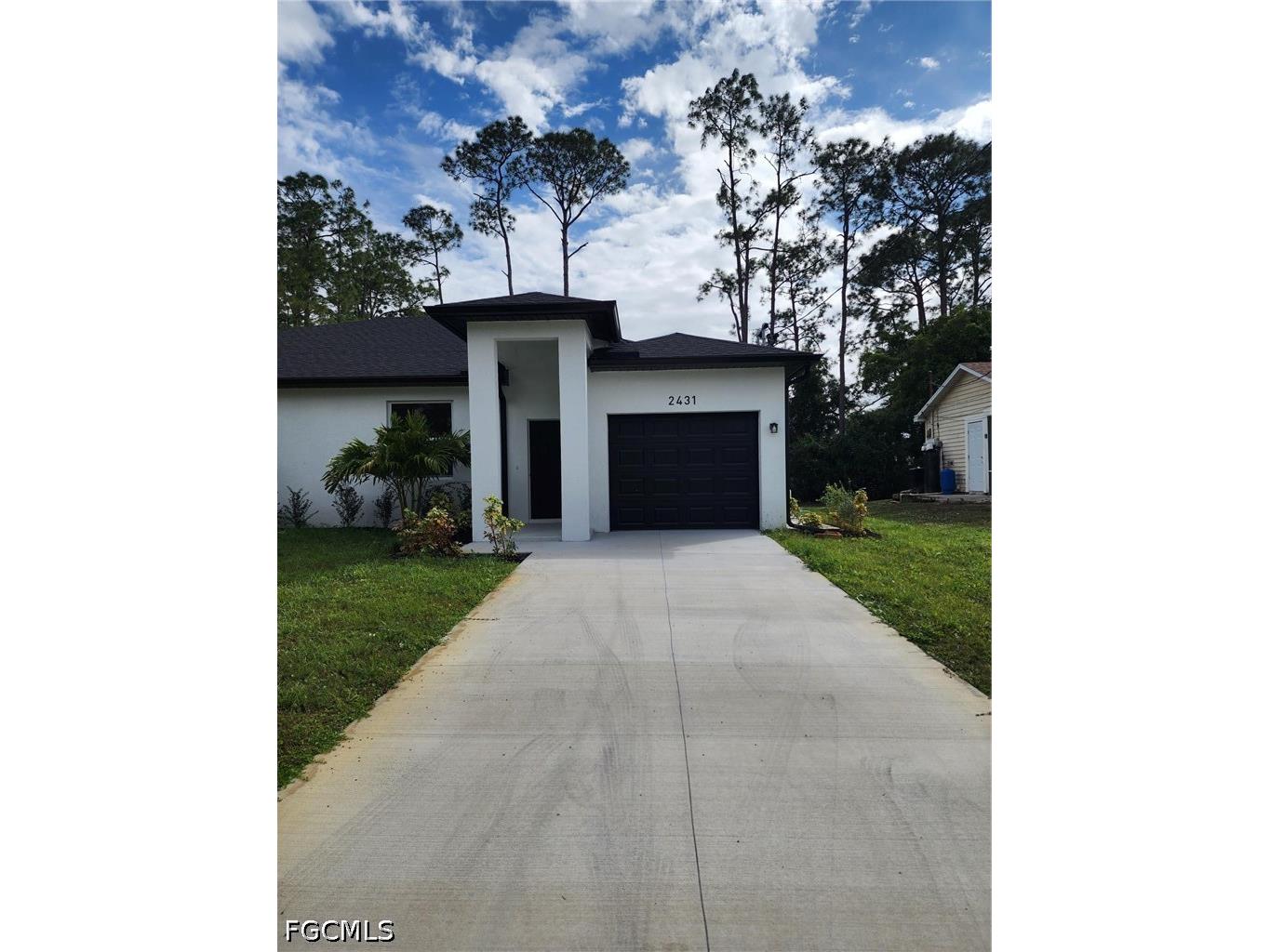2431 Lola Avenue S Lehigh Acres FL 33973 2026025523 image1