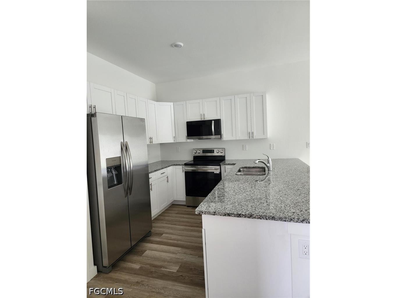 2431 Lola Avenue S Lehigh Acres FL 33973 2026025523 image2