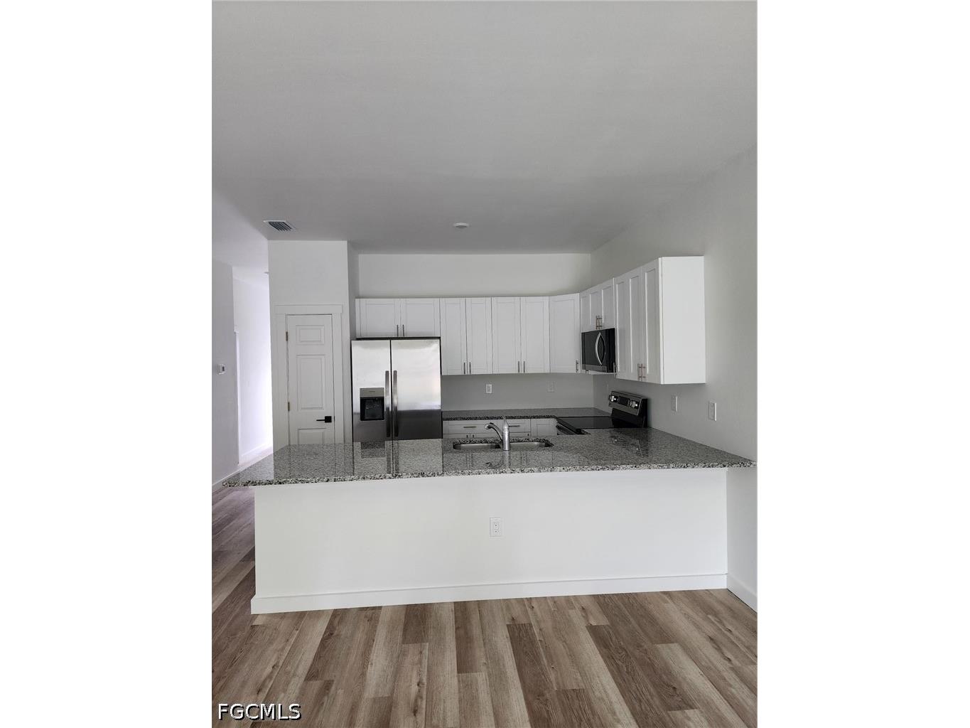 2431 Lola Avenue S Lehigh Acres FL 33973 2026025523 image3